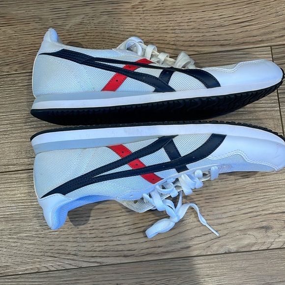 ASICS red, white & blue sneaker - Picture 5 of 8